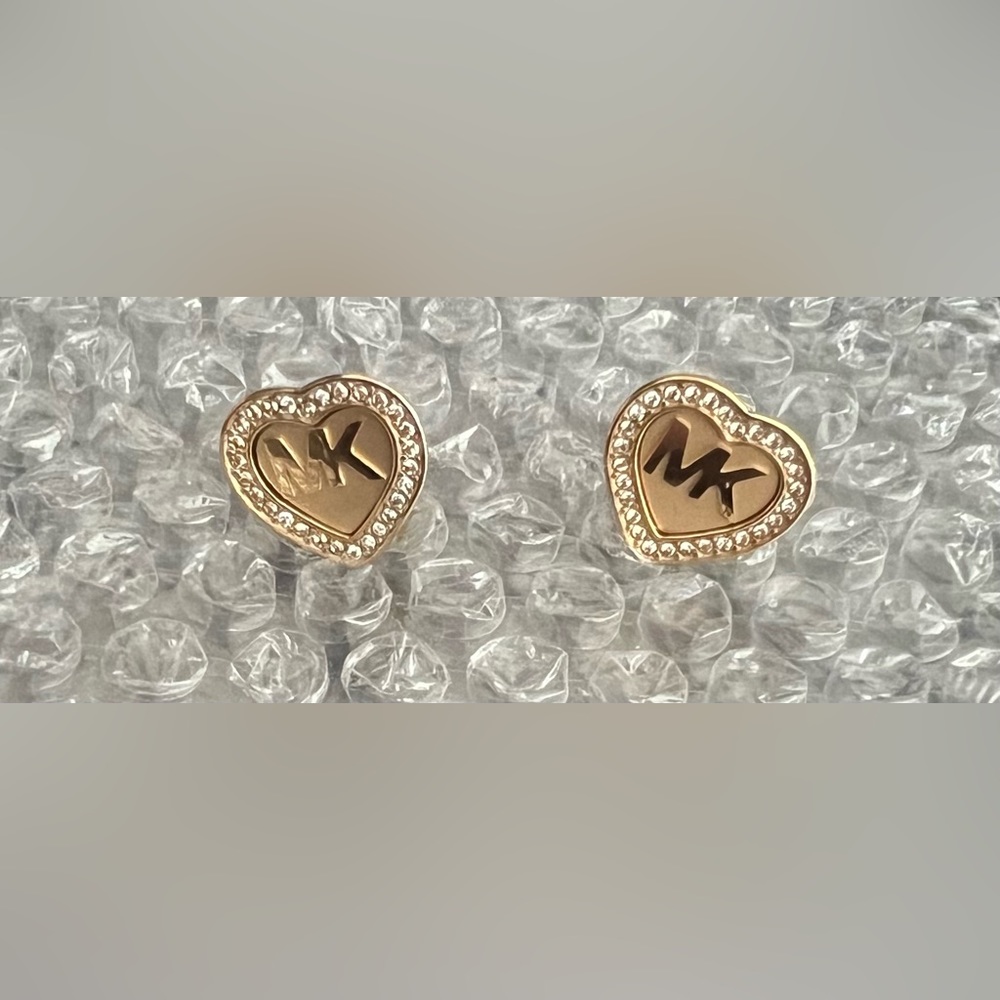 Michael Kors: Gold Stainless Steel Heart Shaped Stud Earrings